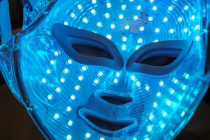 LED-mask med blå lampor